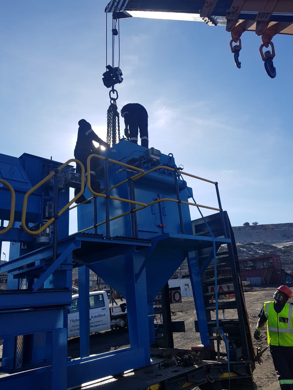 Hanger Machine, photo 3